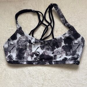 Lululemon Athletica Free To Be bra